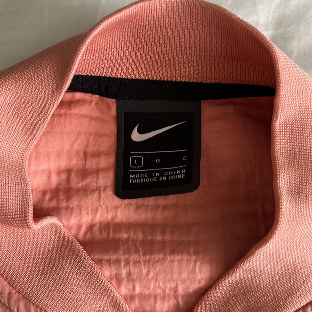 Nike Women's Light Salmon/Coral Quilted Jacket - Picture 2 of 5